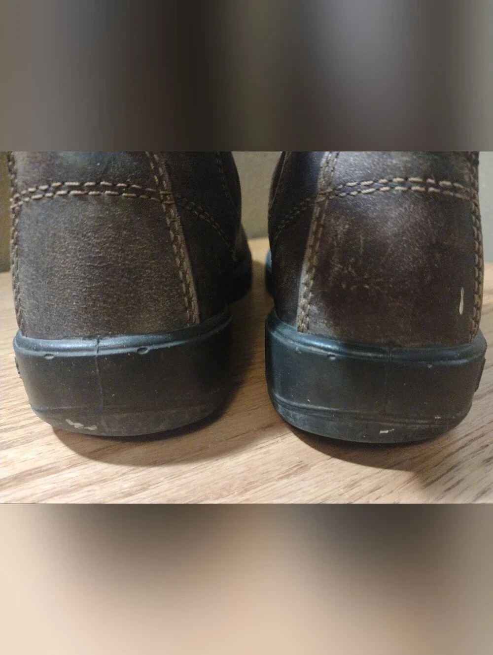 BLUNDSTONE Size USW 7.5 AU 4.5 Rustic (Paint). Chelsea Brown Boots